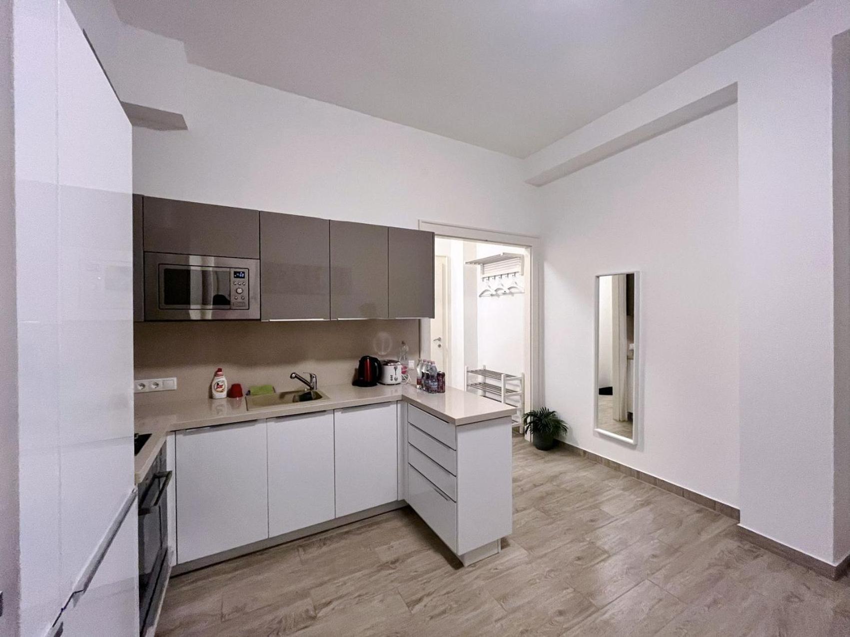 Boutique Family Apartment In The Heart Of City Budapeste Exterior foto