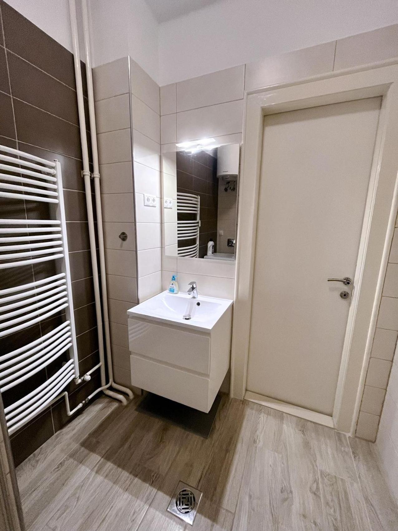 Boutique Family Apartment In The Heart Of City Budapeste Exterior foto